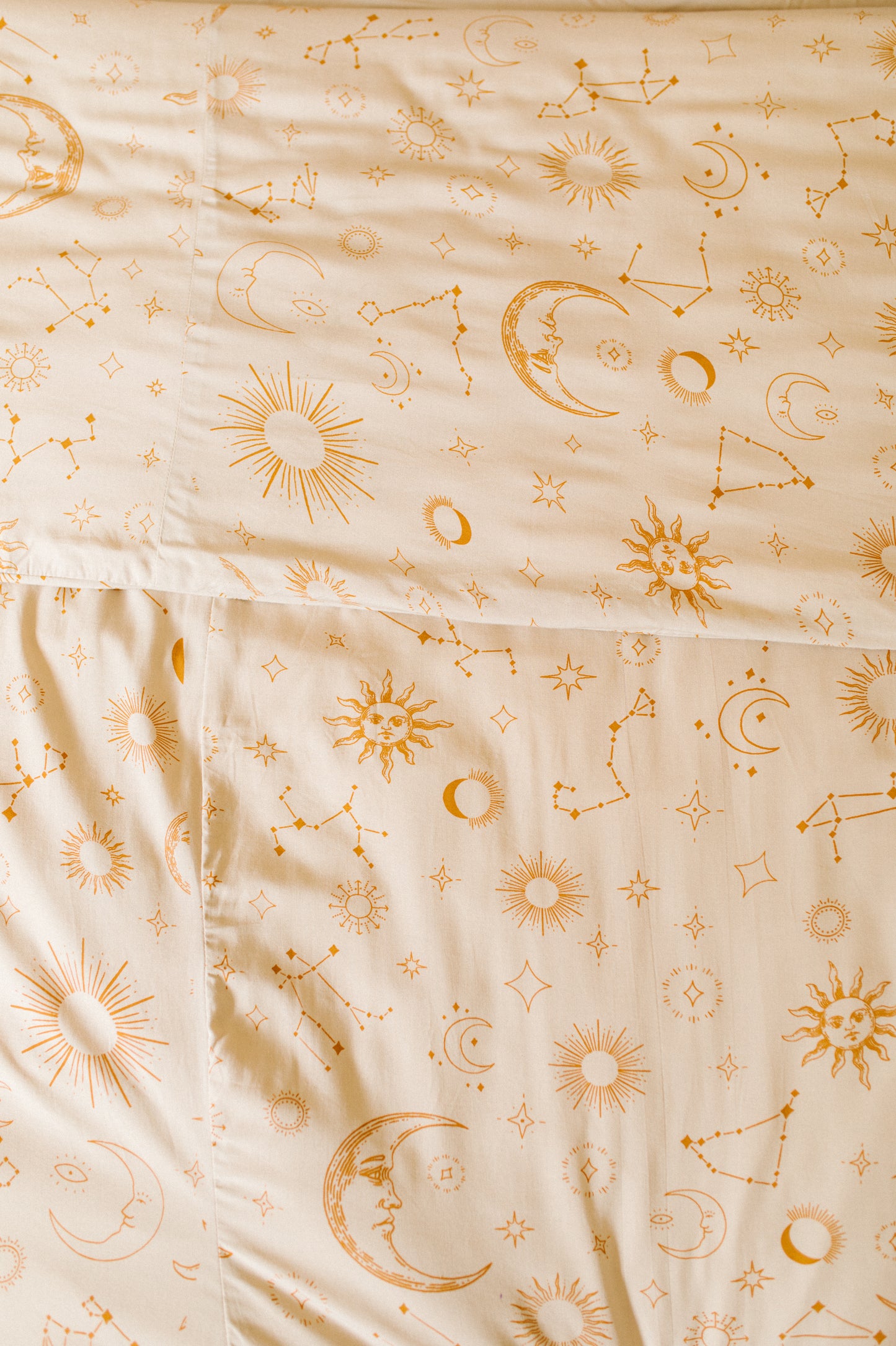 MILKY SKY BED COVER SET